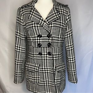 Iz California, size medium, b/w houndstooth plaid, double breasted